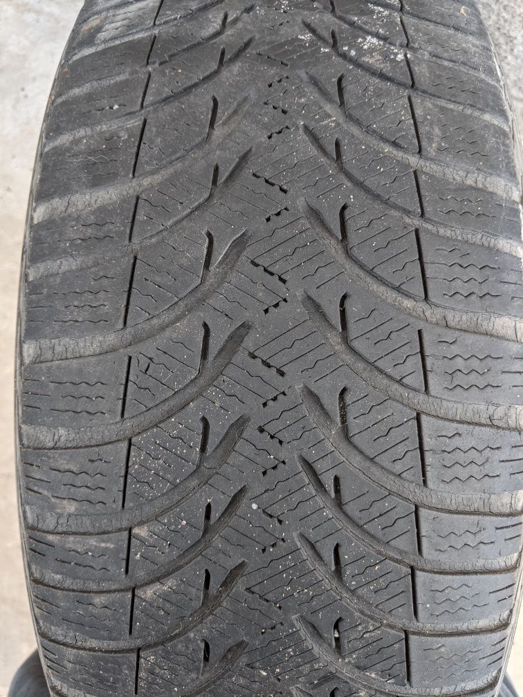 Шини 205/55r16 michelin. 2 шт.