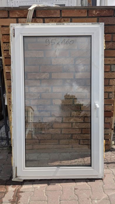 KR HAUS okno 95x160 52 sztuki używane pcv białe okna drzwi POZNAŃ