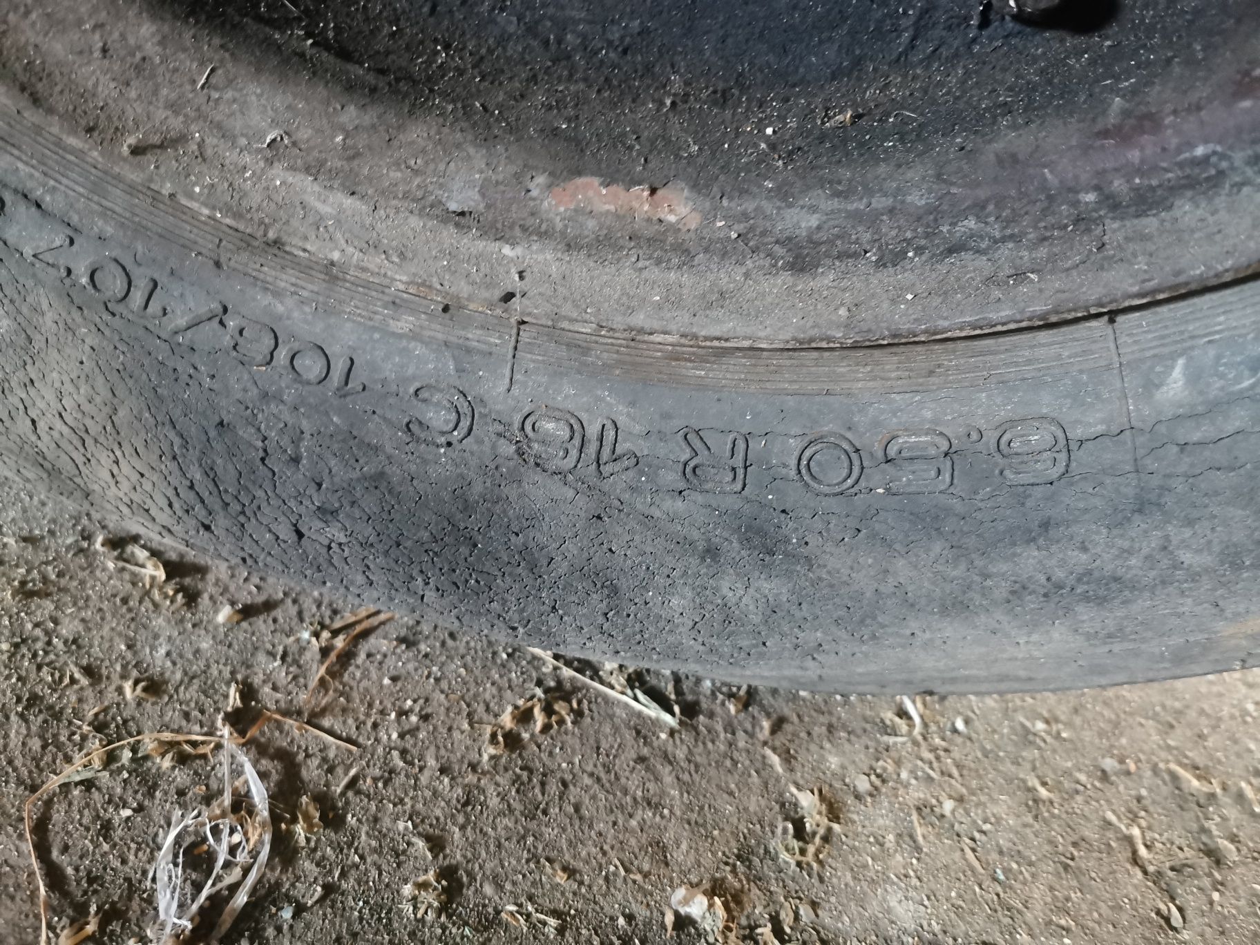 Wóz traktorow konny w dobrym stanie