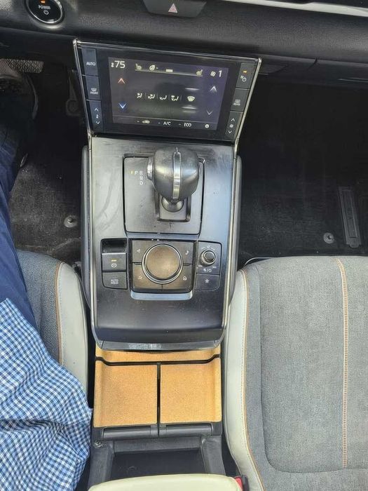 Mazda MX-30 Premium Plus      2022