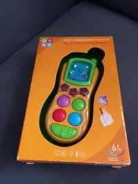 Nowy telefon -zabawka dla dziecka
