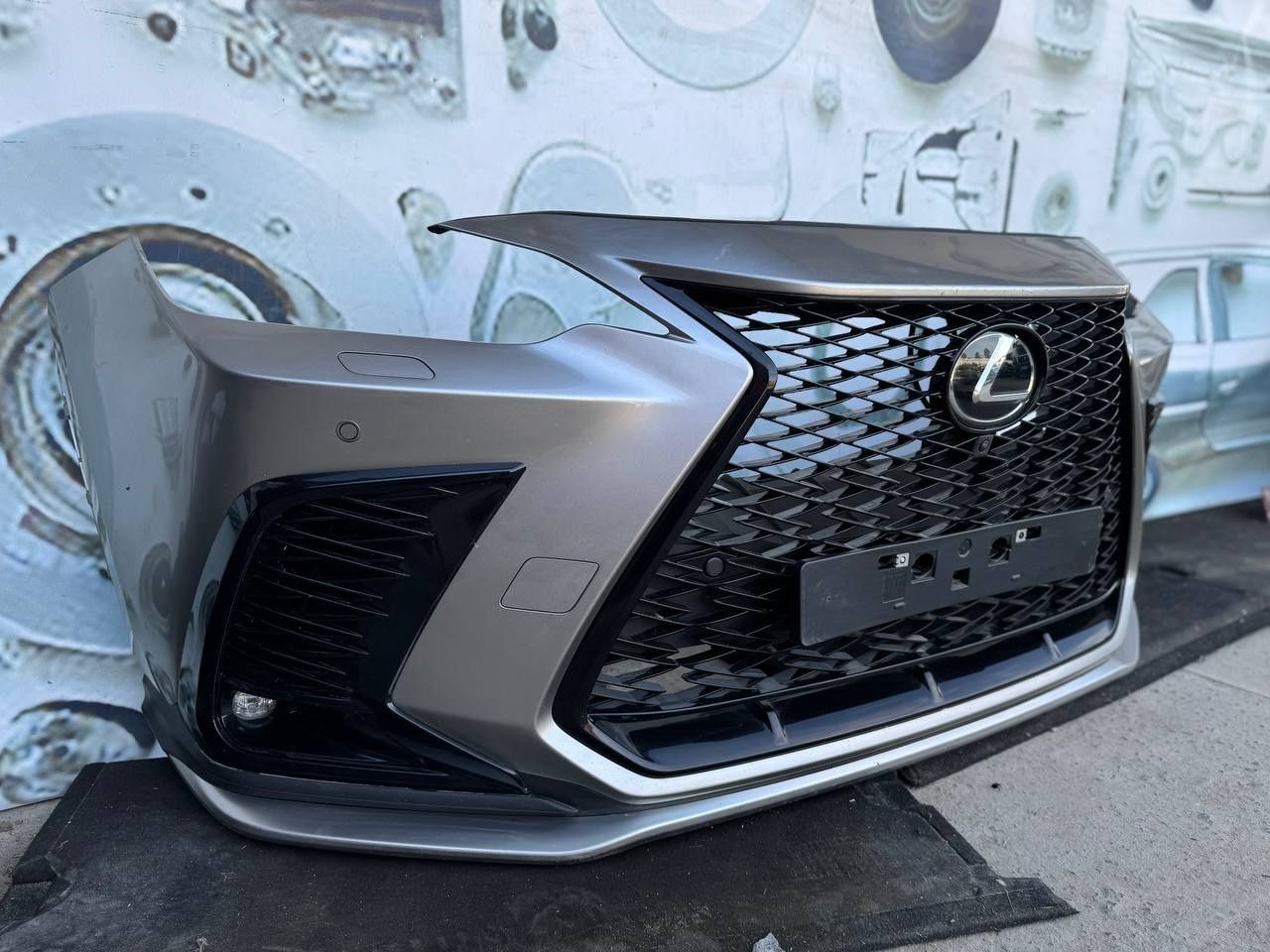 Бампер передній з камерою F-Sport Lexus NX Лексус НХ 22-25 року