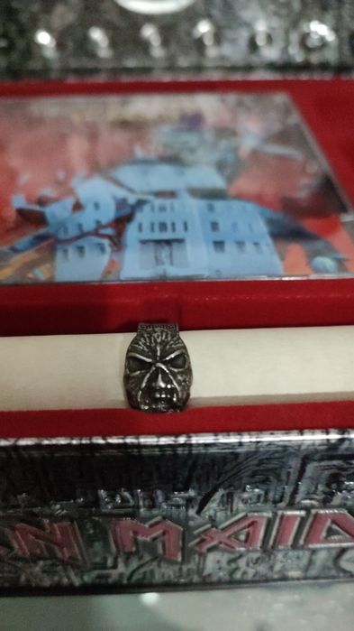 IRON MAIDEN Eddie's Archive Colecionador Metal Box