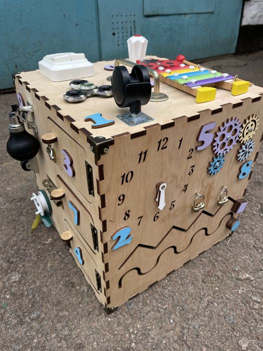 Бизикуб бизиборд розвивашка