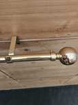 Złoty regulowany karnisz 60 120 cm