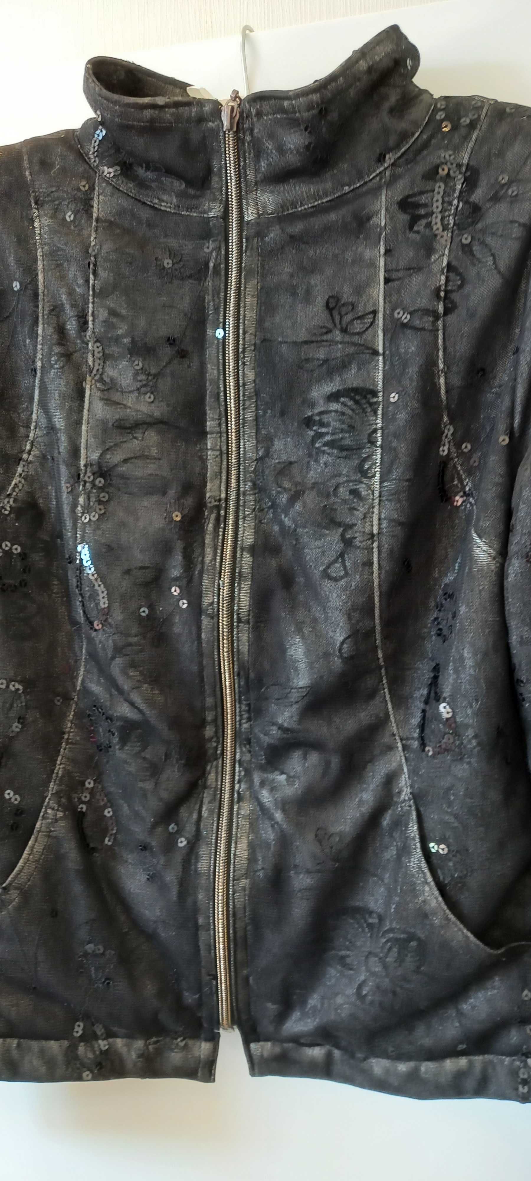 Лёгкая демисезонная куртка пошита на заказ размер S