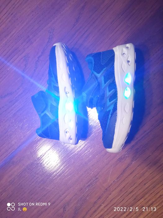 Sprandi buty sportowe dziecięce świecące