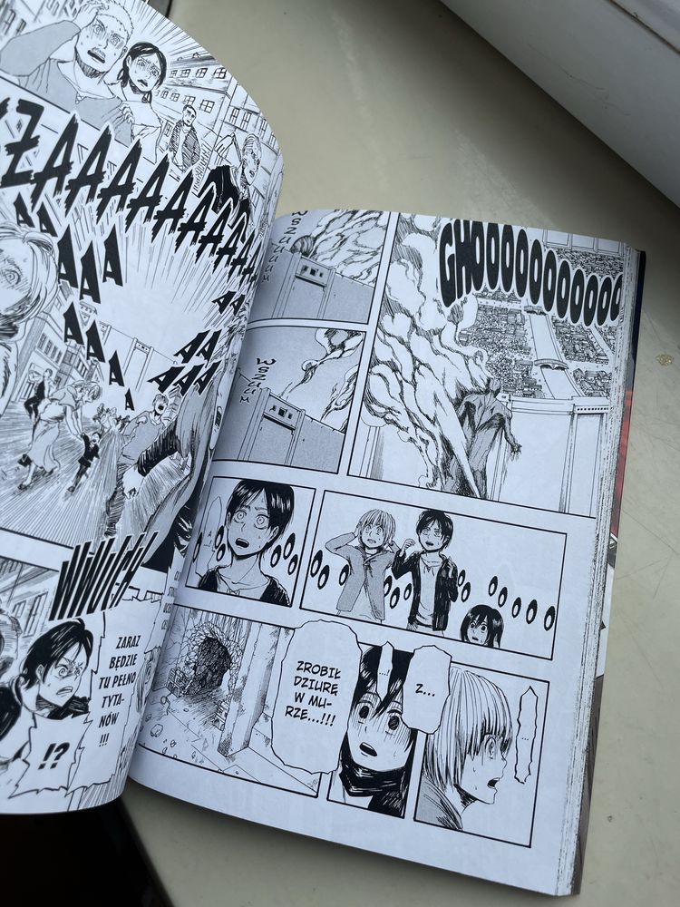 Manga książka Attack On Titan