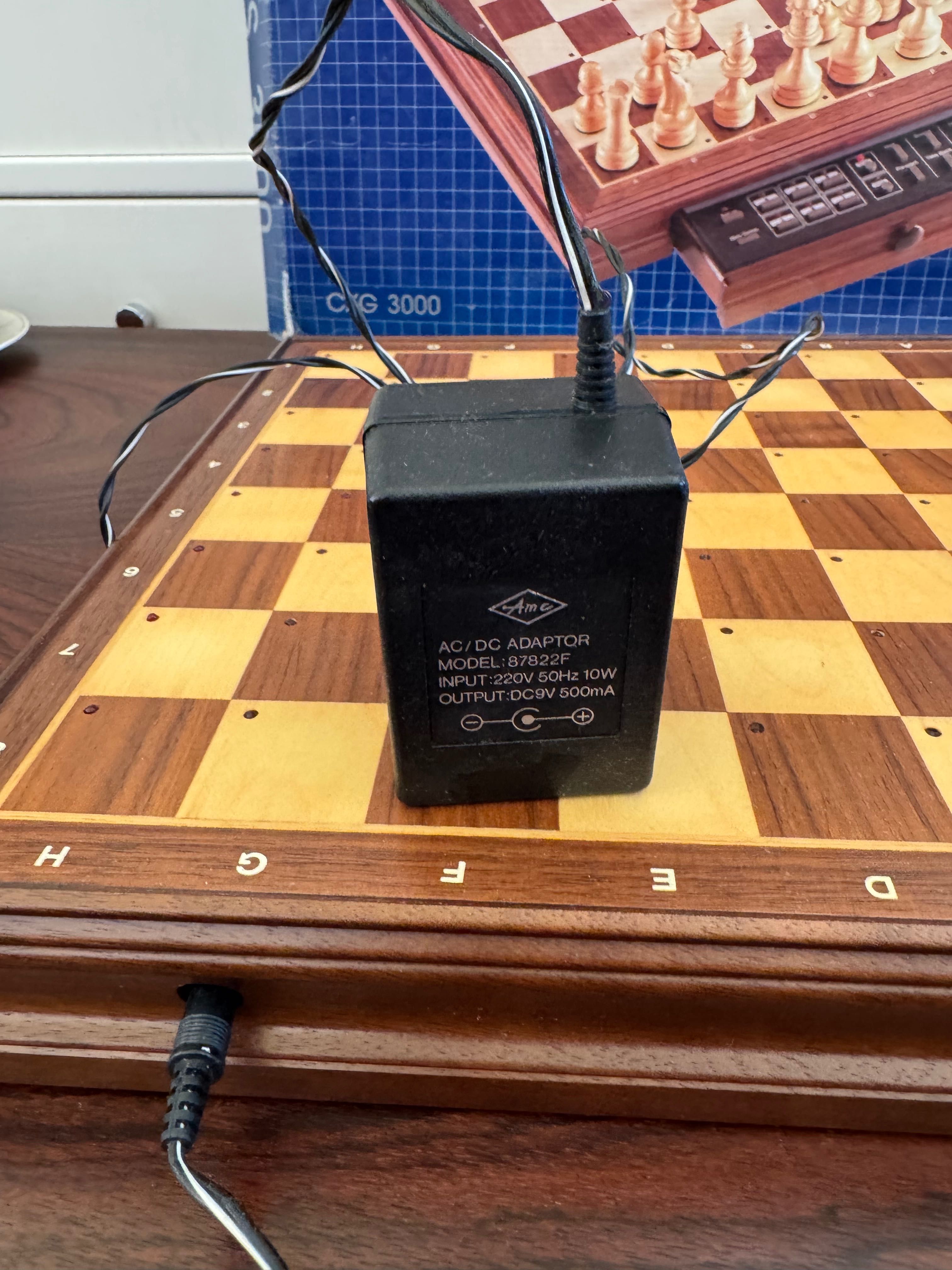 Komputer szachowy CHESS 3000