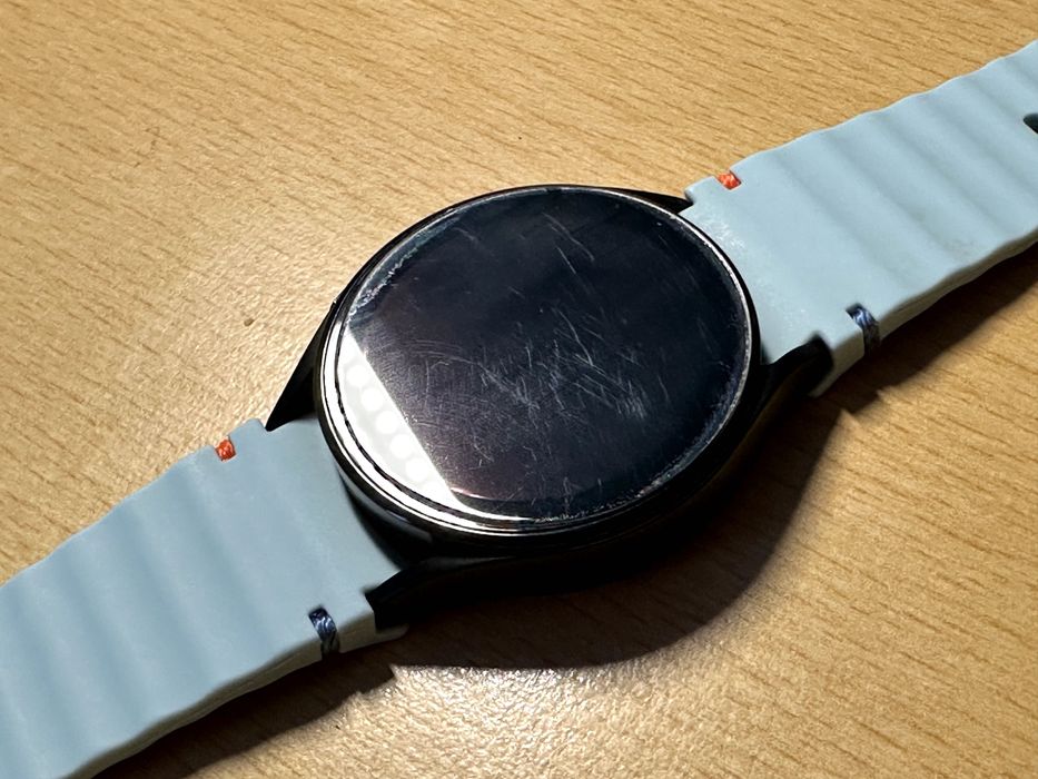 Годинник Samsung Galaxy Watch 40mm FE locked