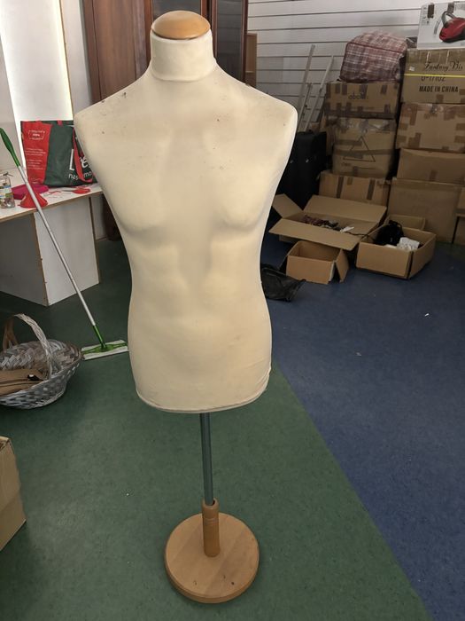 Busto com suporte em tecido
