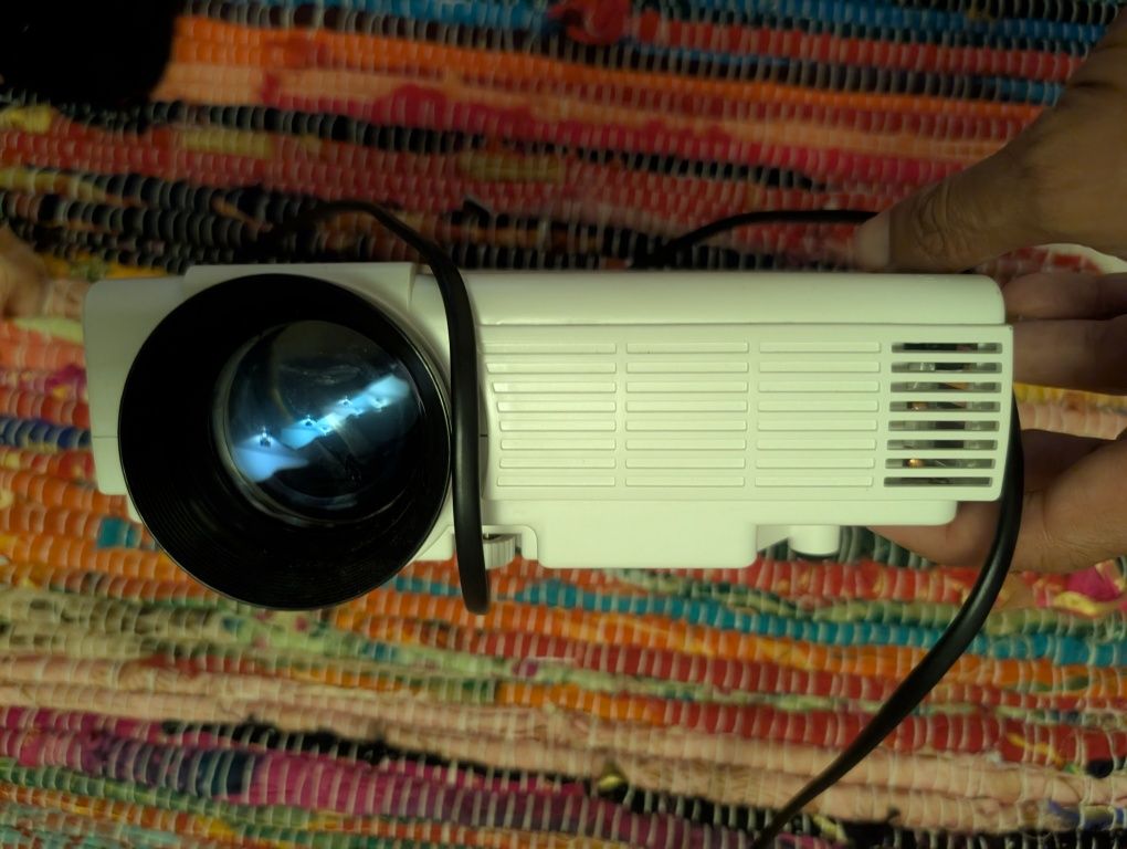 Projector multimédia.