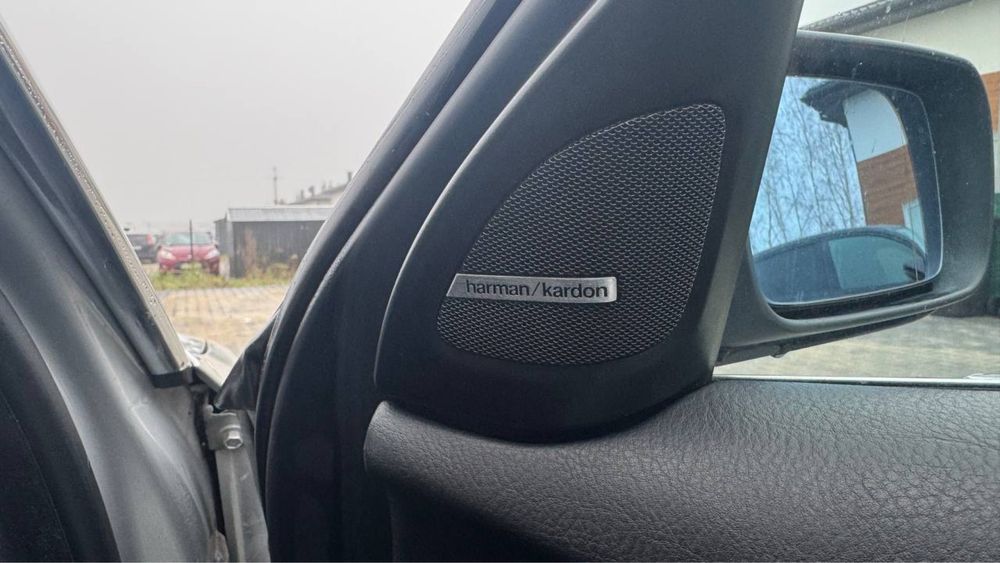 BMW 3 E-46  2.2 Benz  2002