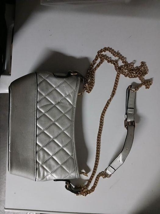 Carteira mulher cinza