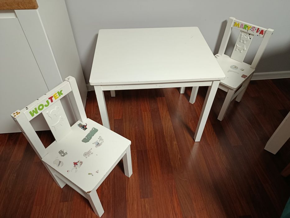 IKEA KRITTER Zestaw dziecięcy stolik + 2 krzesełka