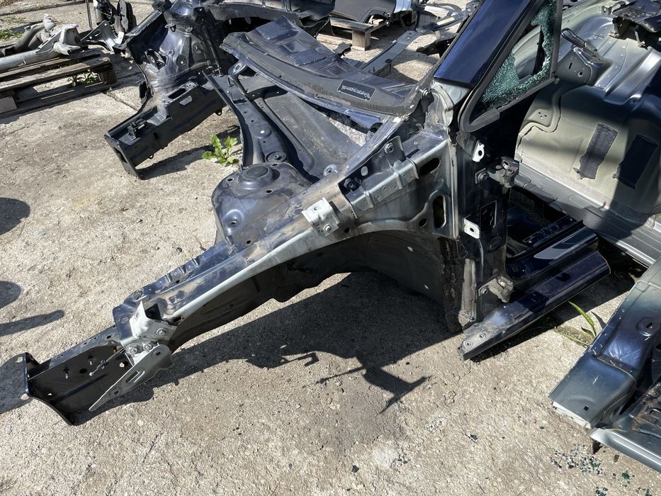 VW Golf VII 7 Kombi Variant Ćwiartka przód lewy podłużnica fartuch