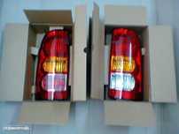 farolins stop toyota hilux 2005 até 2011 (novos)