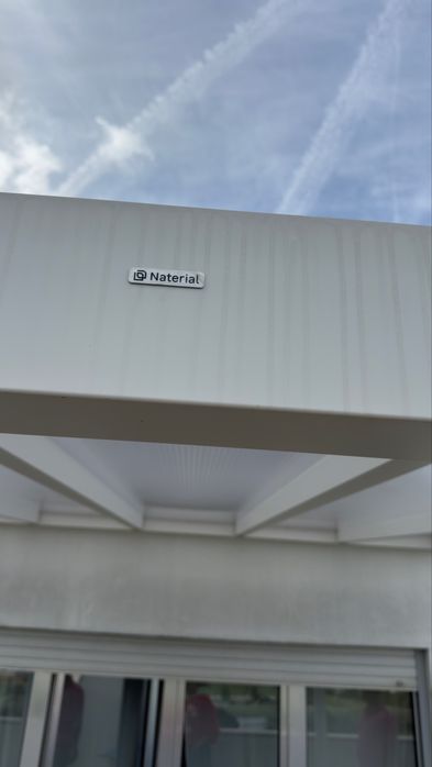 Pérgola de Parede em Alumínio NATERIAL BOREA 3x3m- BRANCO (com 2meses)