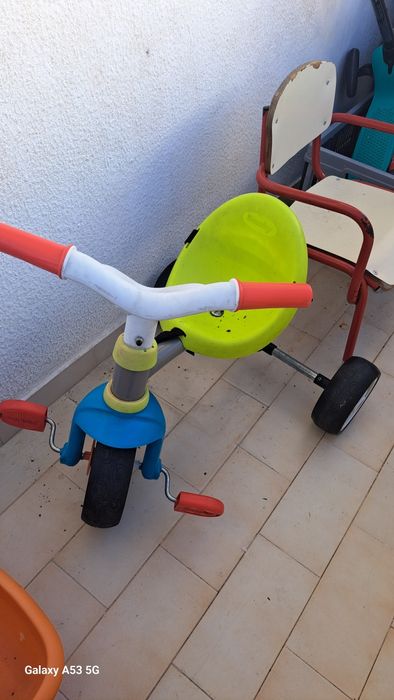 Triciclo  usado verde