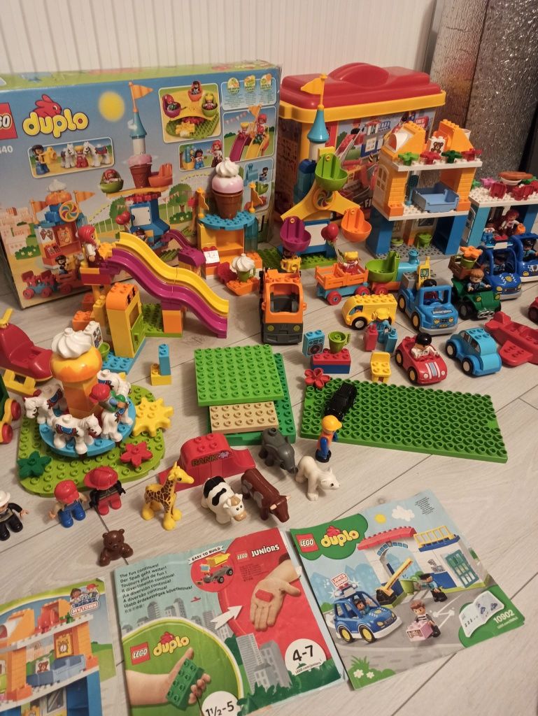 Lego Duplo 400 elementów + pojazdy