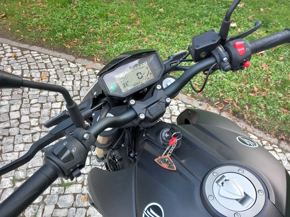 Keeway RKF 125 com Top Case Ano 2023
