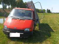 Ford Transit wywrotka na trzy strony