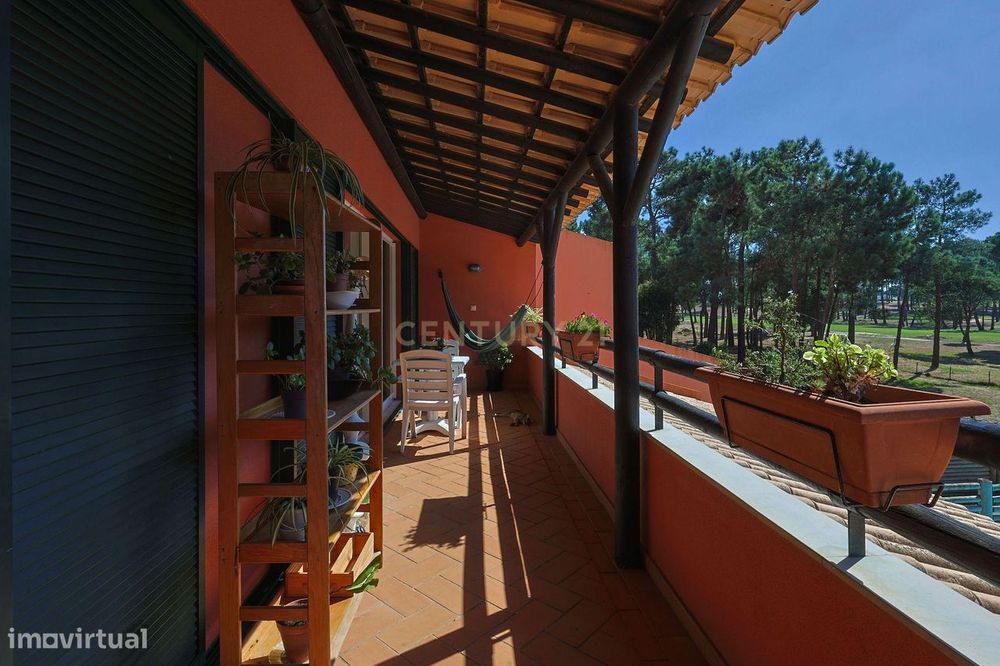Apartamento T2 + Arrecadação Herdade da Aroeira