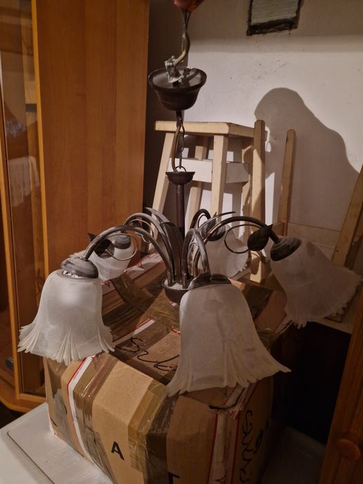 Żyrandol na 5 żarówek