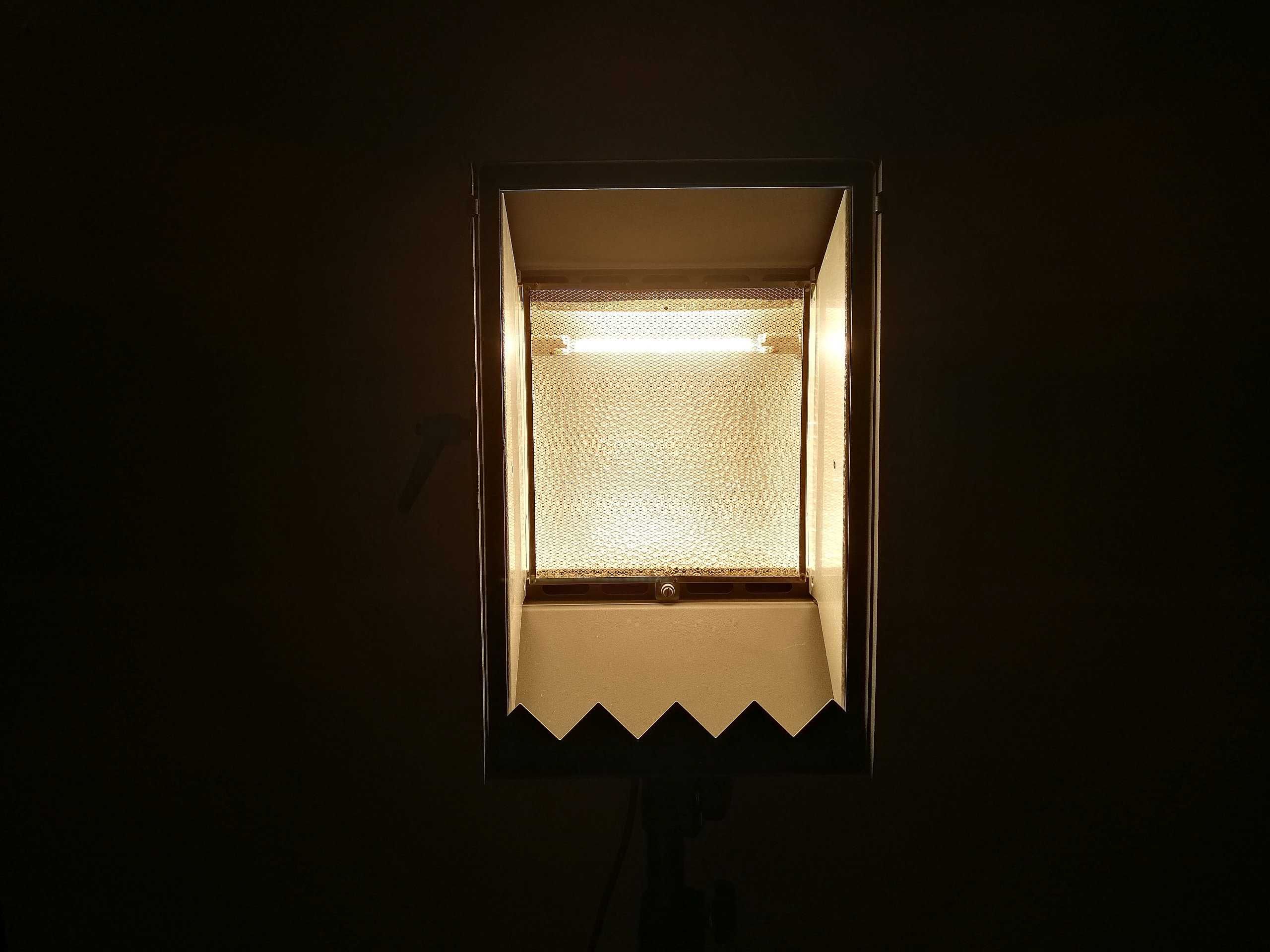 Halogen 1kW naświetlacz asymetryczny oświetlacz doświetlacz ogrzewacz
