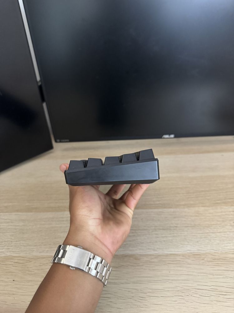 Teclado Gaming Royal Kludge RK61
