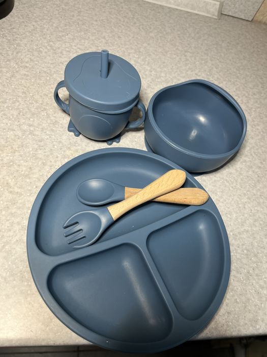 Набір дитячого силіконового посуду