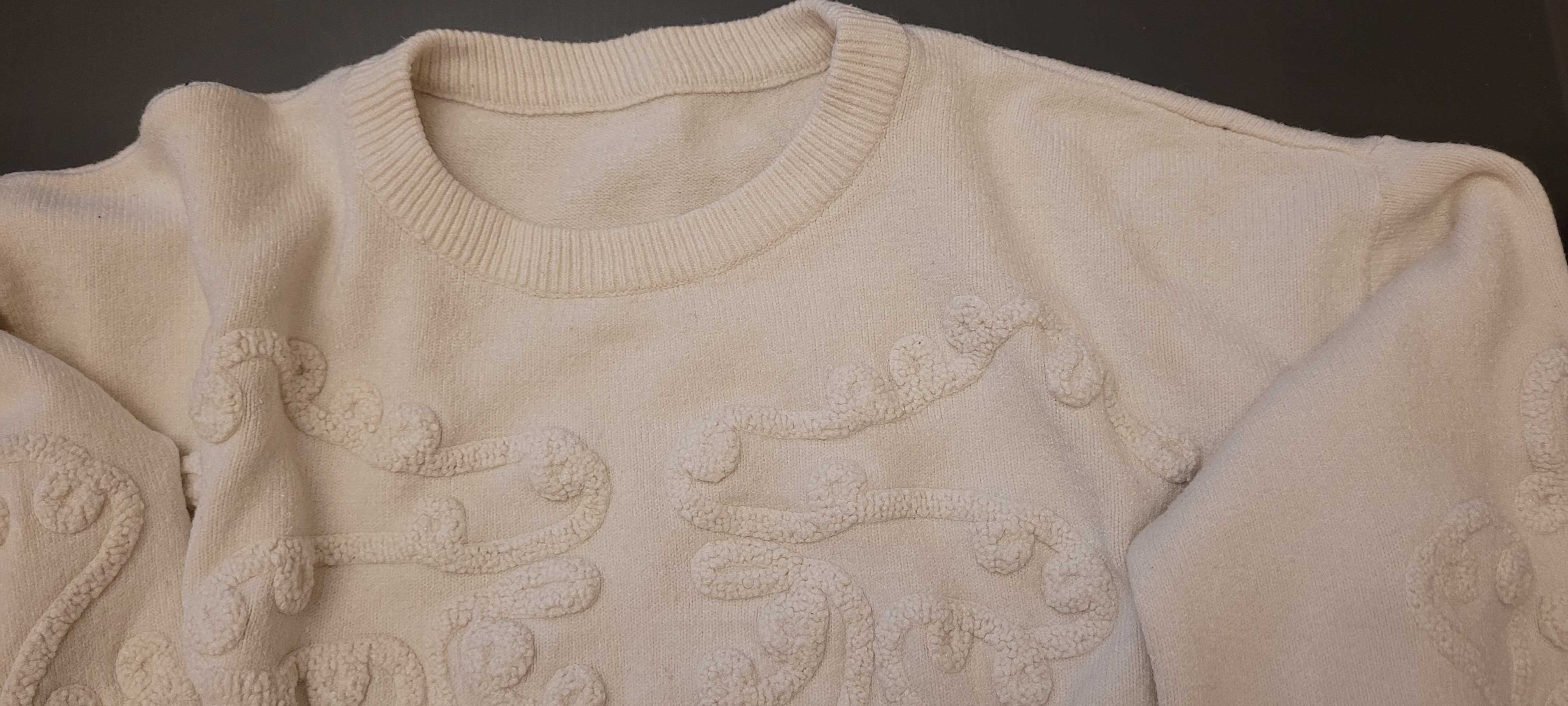 Sweterek sweter śliczny wzór wypukły rozmiar uni