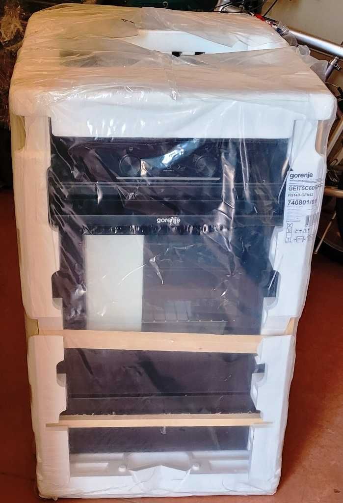 Kuchenka Indukcja GORENJE GEIT5C60BPG, AirFry , AquaClean