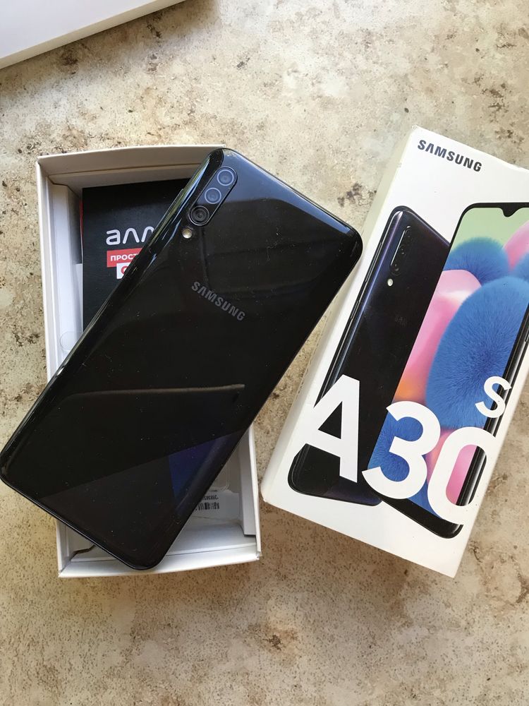 Мобильний телефон  SAMSUNG  Galaxy A30s. 32 GB