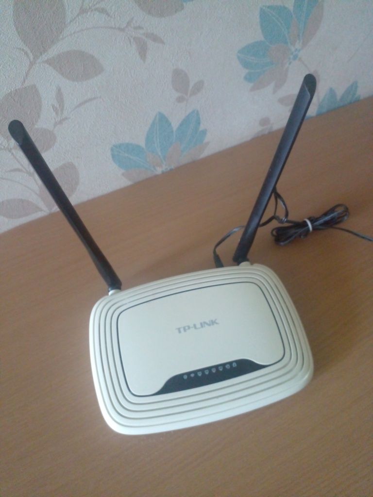 Роутер TP-LINK WR-841N
