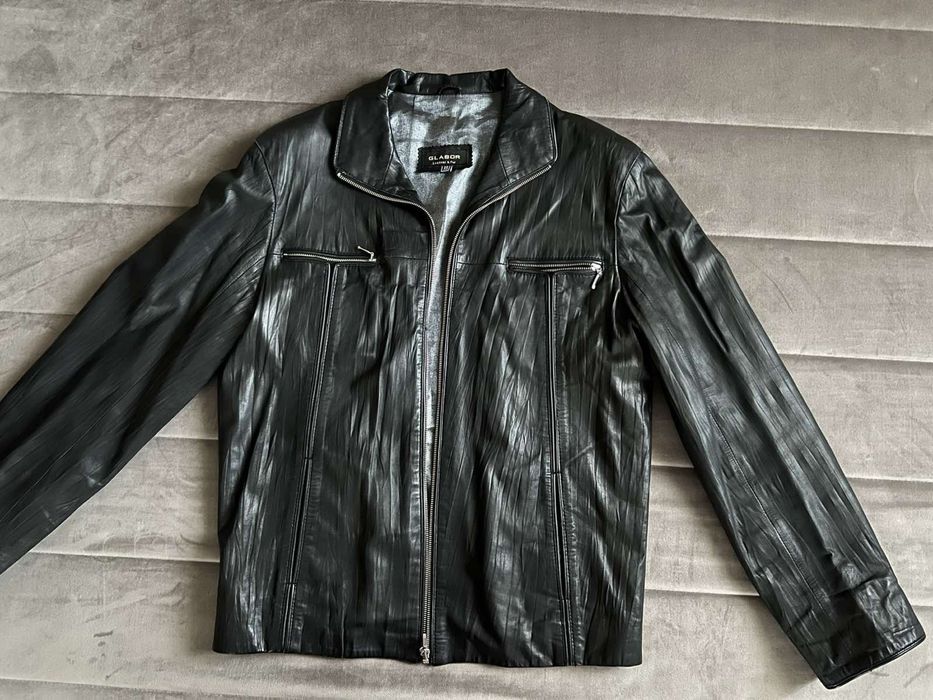 Шкіряна чоловіча куртка