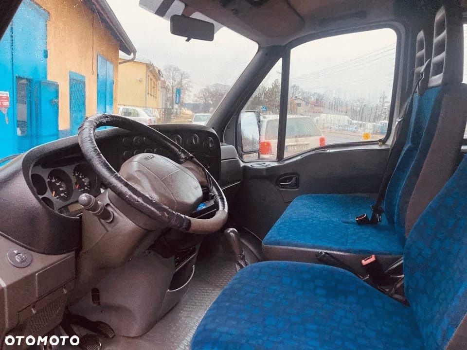 sprzedam iveco 2,3 klima 7osób blizniak plandeka zadbany