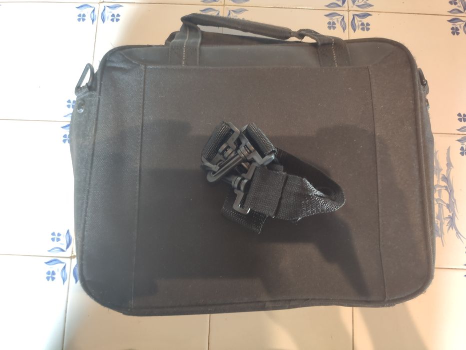 Bolsa Mala TARGUS Portátil 11" Pequeno NOVA