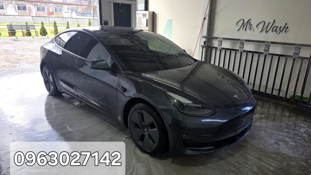 Тесла модел 3...