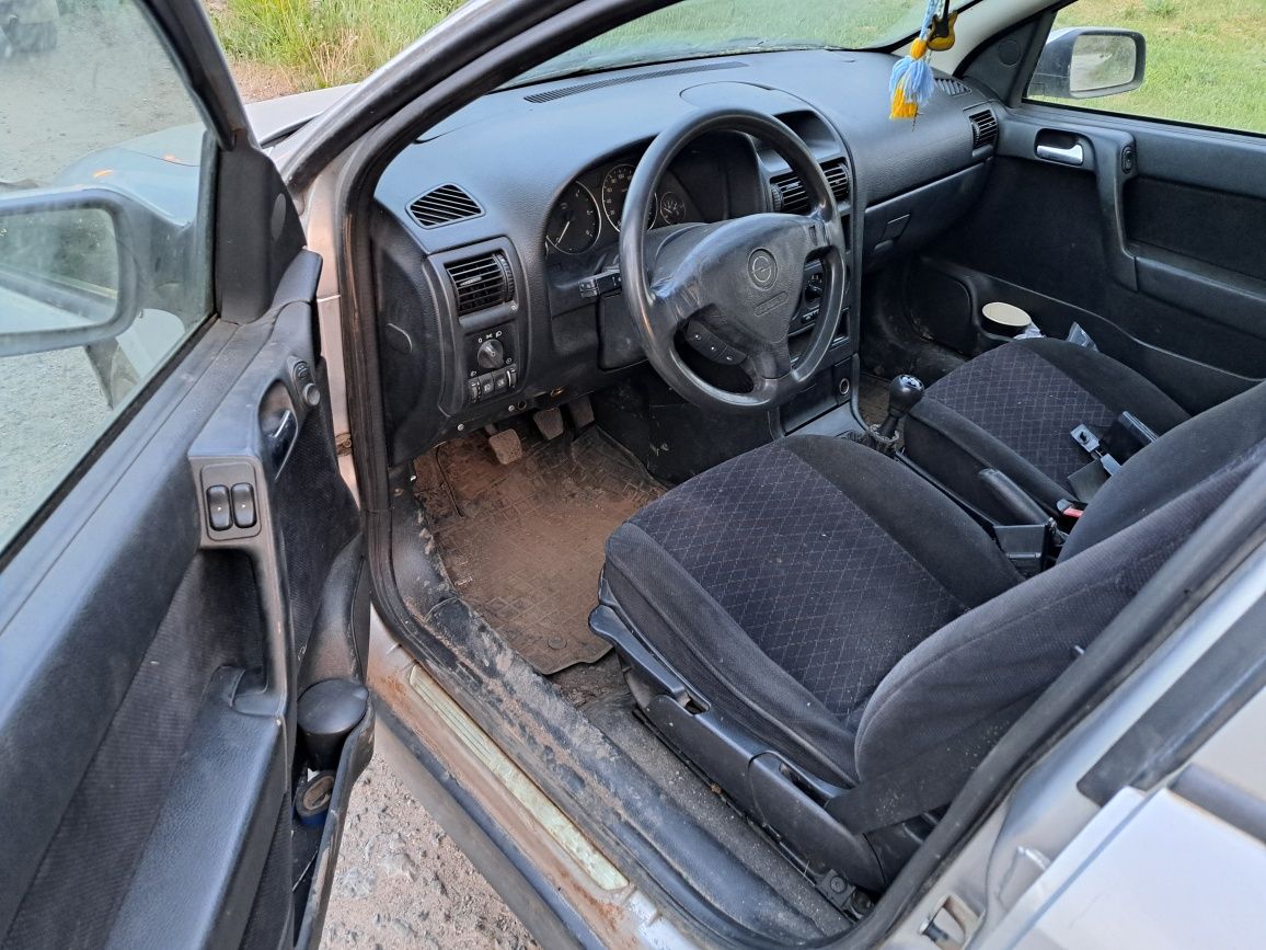 Opel Astra G 2.0 tdi.