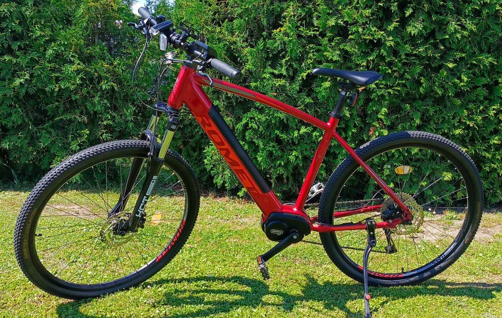 Rower elektryczny marki Romet E Rambler E 9.0 Roczny Stan jak Nowy