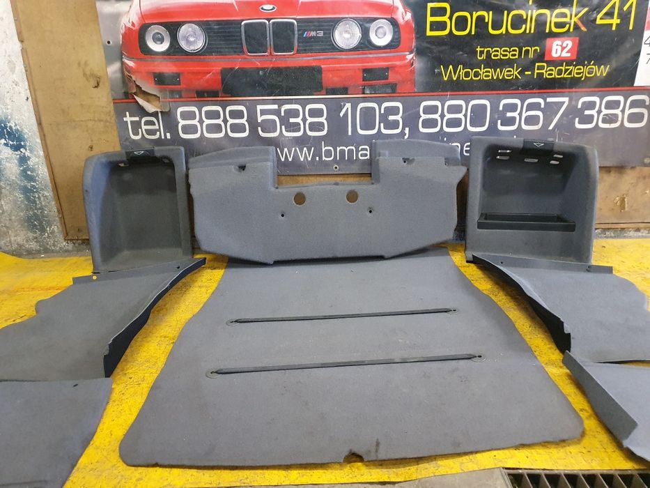 BMW E39 Sedan Wykładzina Bagażnika Komplet pod System HiFi Stan BDB