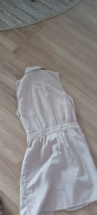 Sukienka zapinana z kołnierzykiem rozmiar s h&m