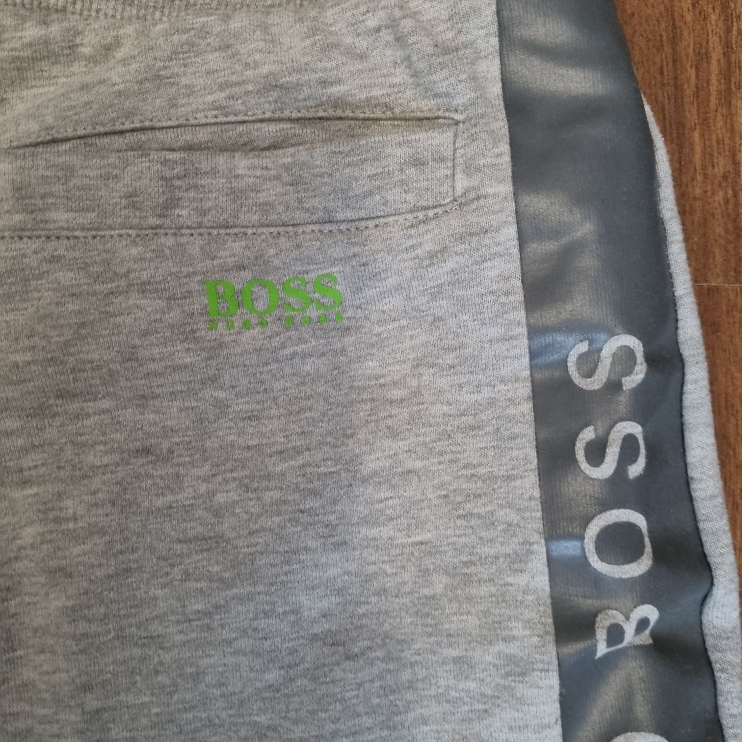 Spodnie dresowe Hugo Boss rozm. L