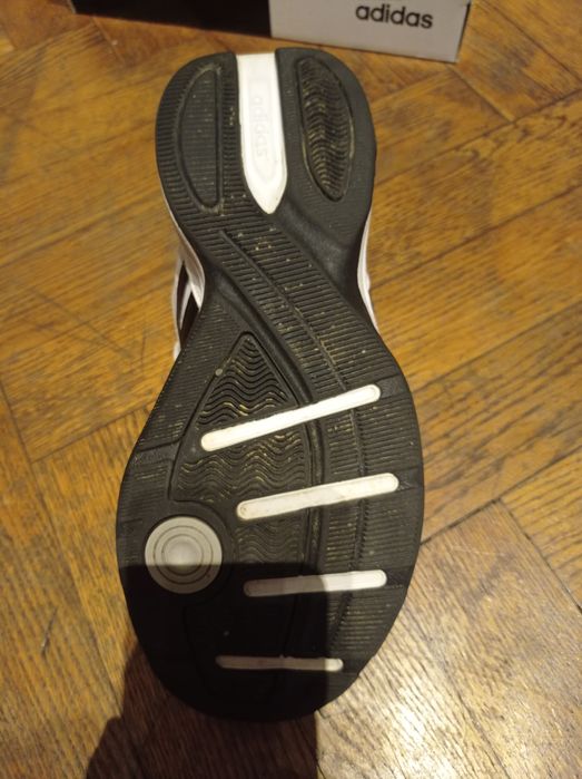 Buty adidas biało czarne rozmiar 42 2/3