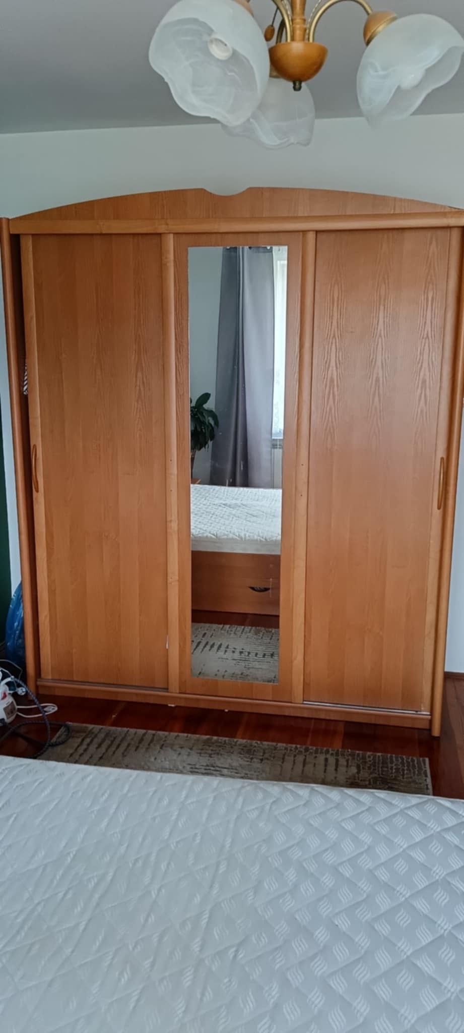 Łóżko szafa komoda