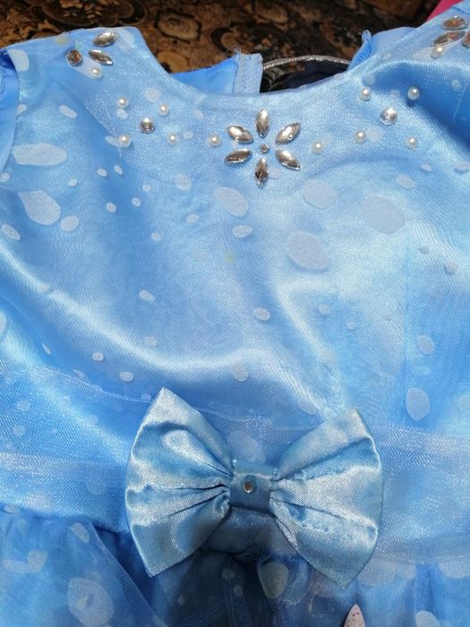 Продам платье для девочки