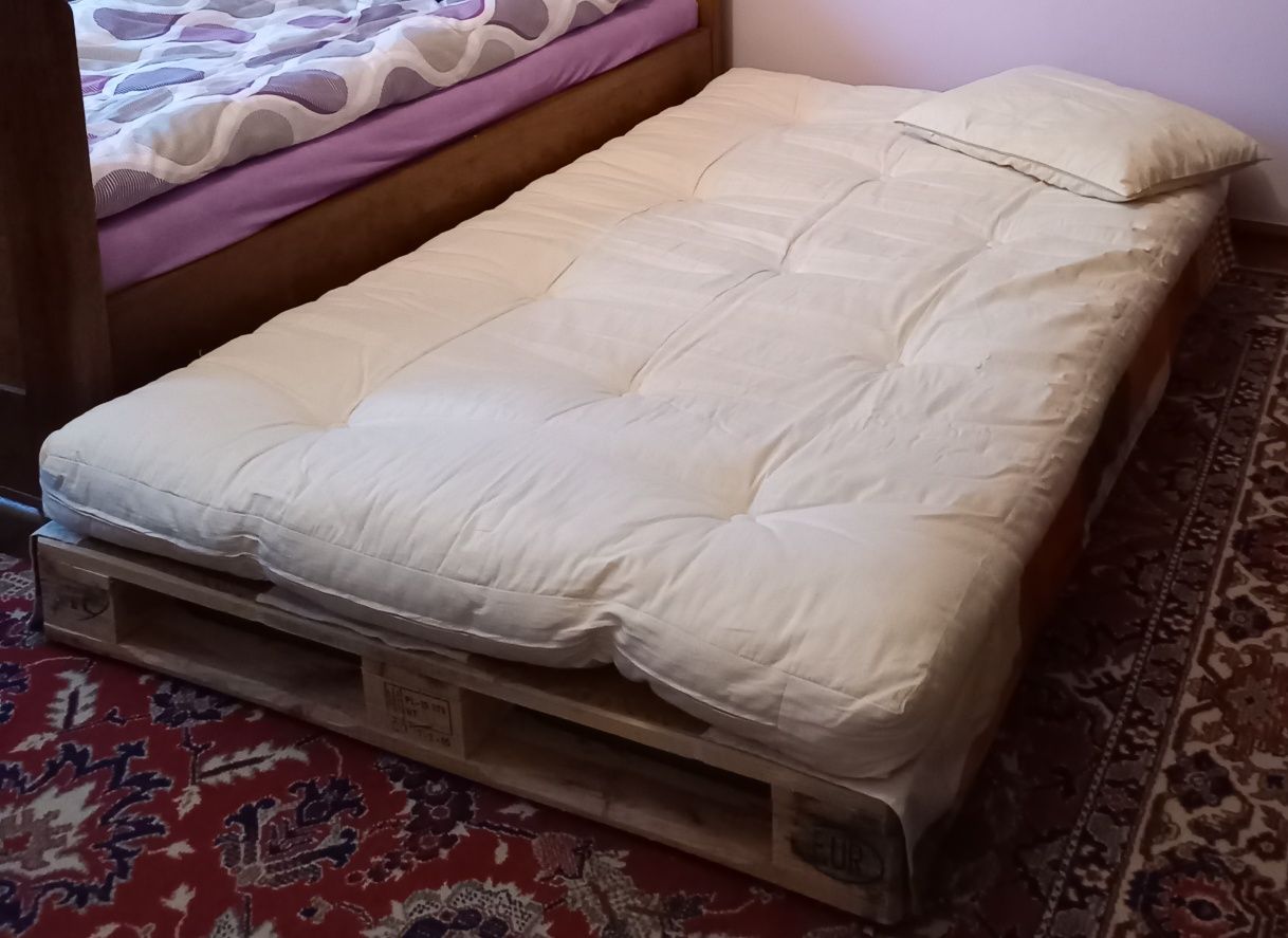 Materac Lateks i Materac bawełniany (futon) GRATIS Stelaż 
GRATIS Stel