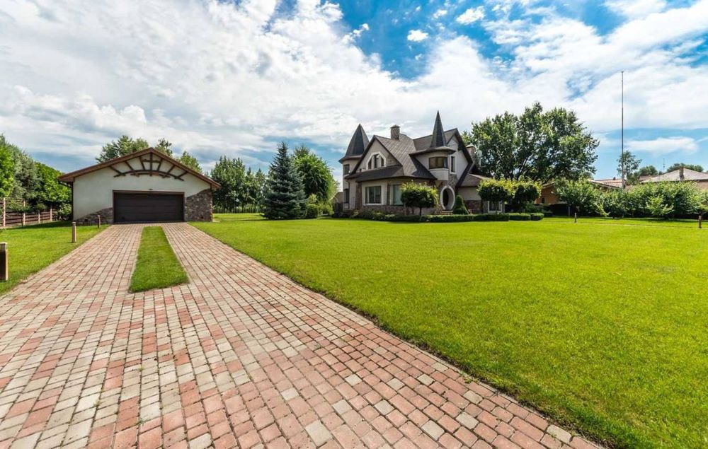 Будинок продаж через Осокорки на  дамбі, все готово! Три будинки на 40