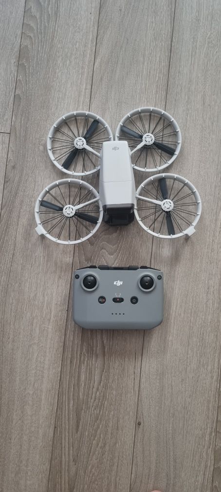 Dron DJI FLIP zestaw